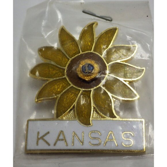 Kansas Lions Club Windmill Wheat Pins Pinbacks  NOS lot 3 - Picture 6 of 12